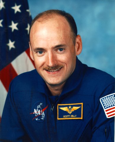 Scott J. KELLY